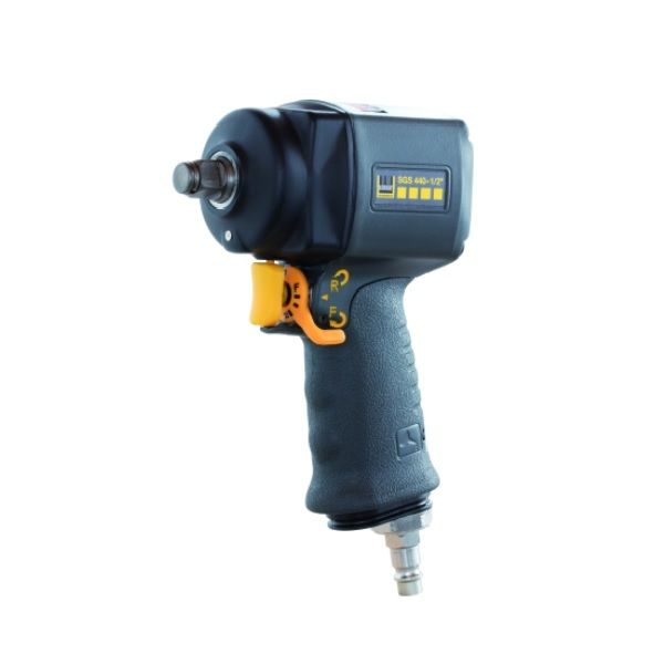 https://www.autoteilede.com/wp-content/uploads/A0003/reifenzubehoer/schlag-schrauber-700-nm-wechsel-reifen.jpg